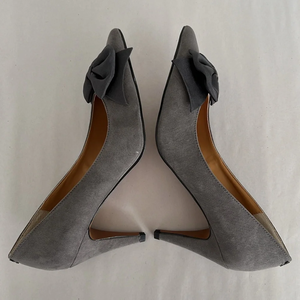 J. Renee Idrease Pump Gray Suede size 8 - Picture 5 of 13